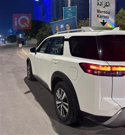 نیسان پاسفایندەر